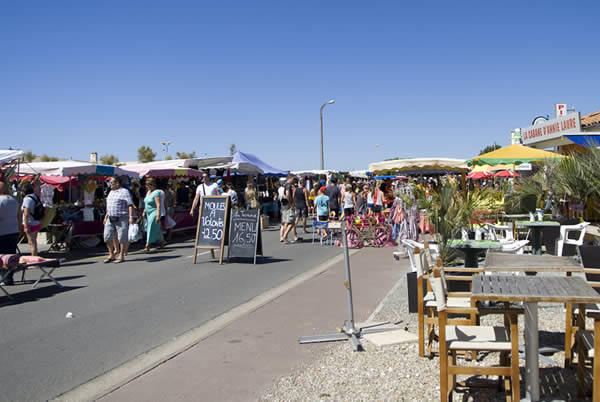 market Montalivet
